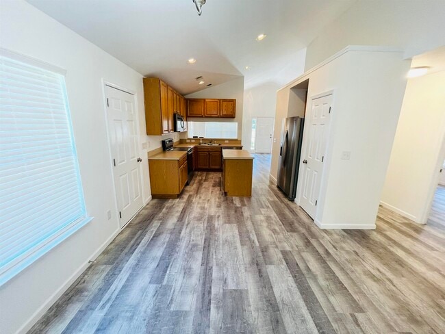 Building Photo - 245 Carolina Farms Blvd