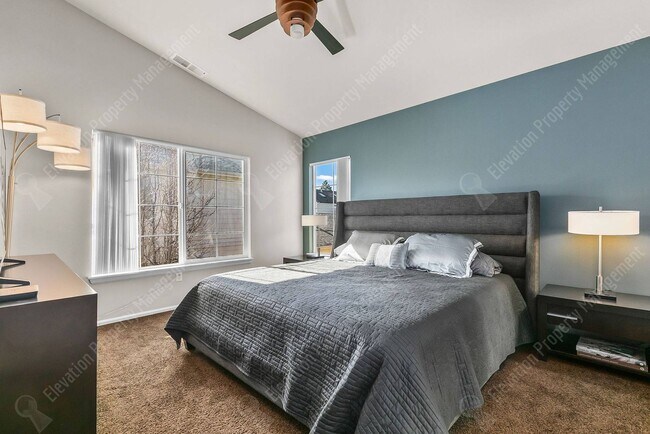 Building Photo - **UNFURNISHED** Charming and unique 2 BR in an upscale west Bend neighborhood