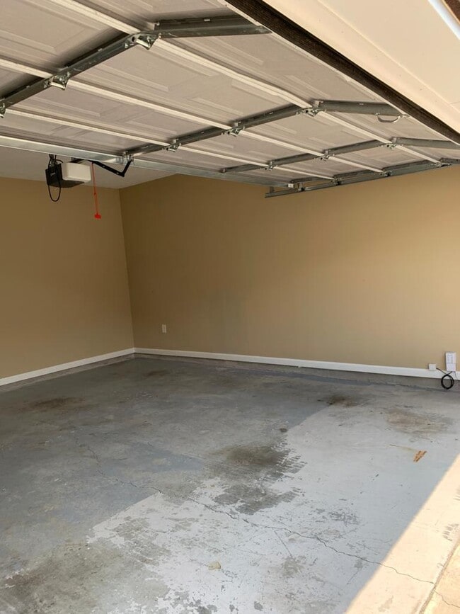 Building Photo - 4310 E Barcelona Way