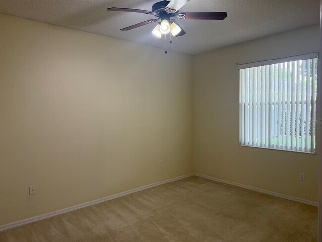 Building Photo - 10130 Shadow Creek Dr