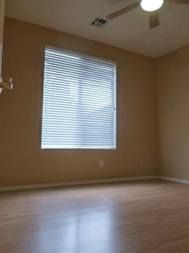 Building Photo - 11768 Del Sur Ave