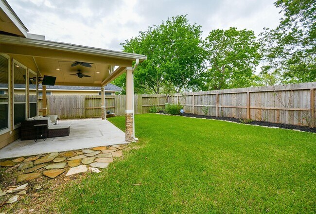 Building Photo - 4007 Gazebo Ln