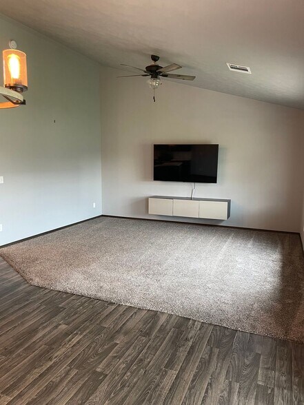 Building Photo - 4319 W Kinsley Pl