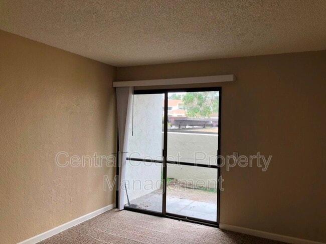 Building Photo - 500 Glenwood Cir