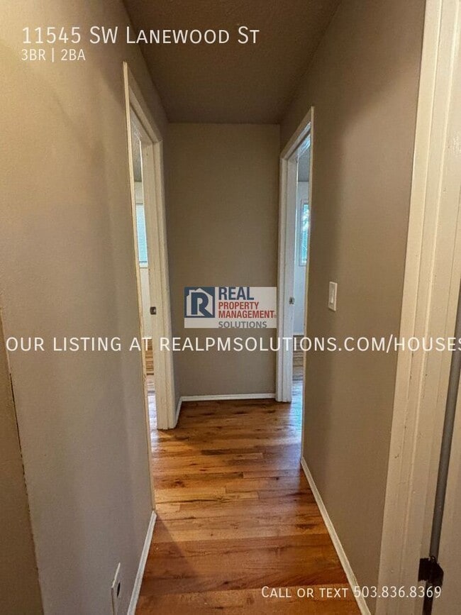 Building Photo - 11545 SW Lanewood St