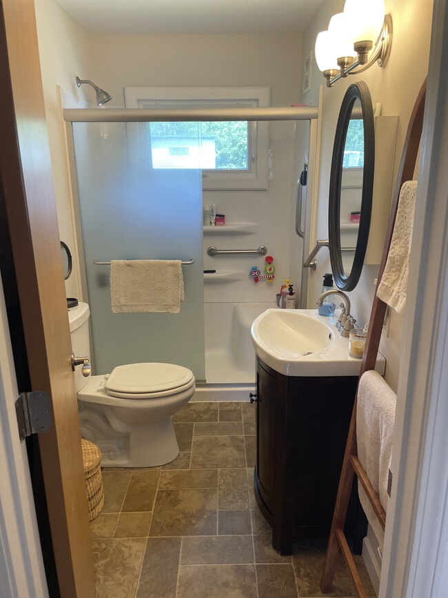 Single bath w/ (sit down option) shower - 8231 E Superior St