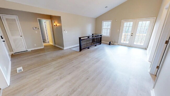 Building Photo - THE UNION GROVE | Gorgeous renovated home in Lithonia featuring large common areas, a spacious ki...