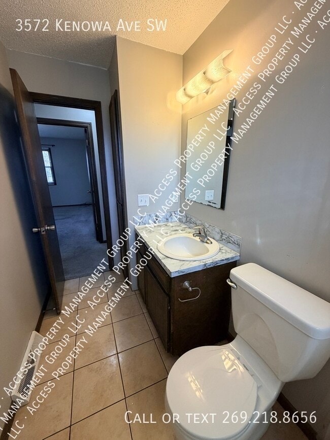 Building Photo - 3572 Kenowa Ave SW