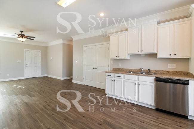 Building Photo - Coming HOME never felt so good!