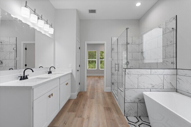 Building Photo - 478 Stephen F Austin Dr