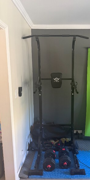 Building Photo - 123 California Ave