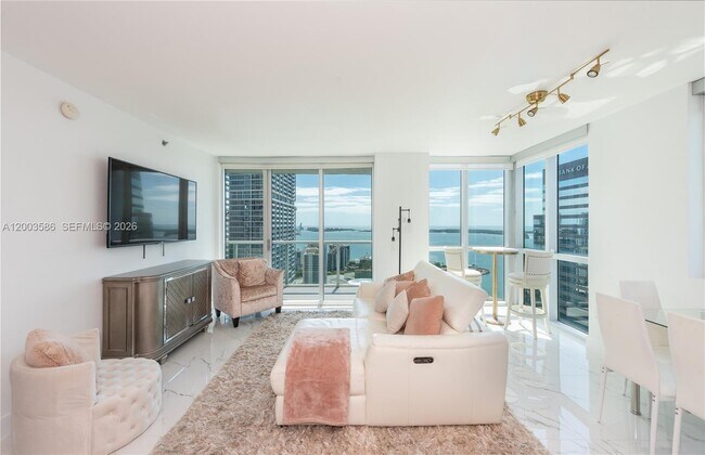 Building Photo - 500 Brickell Ave