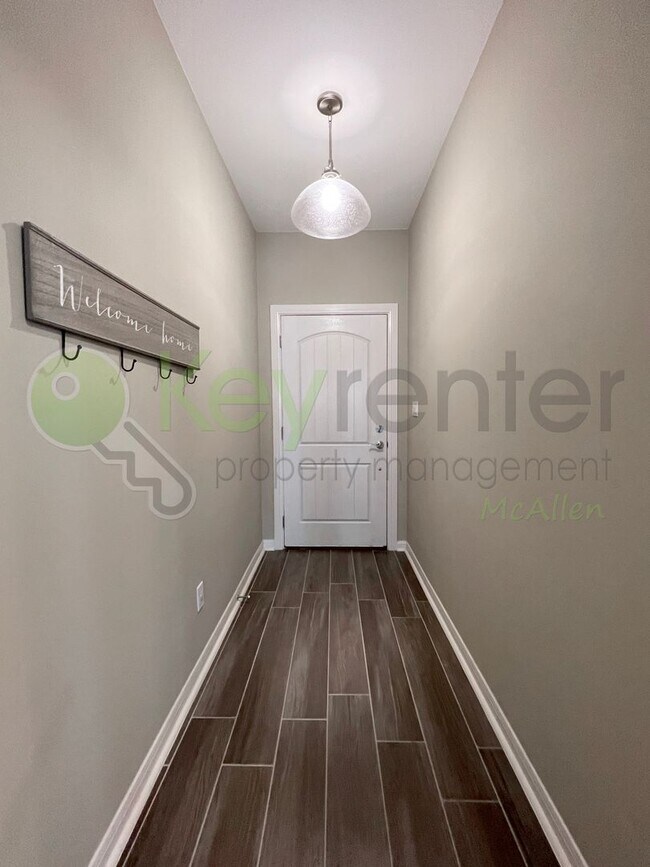 Building Photo - Beautiful Brand New  4bed/3 bath House in ...