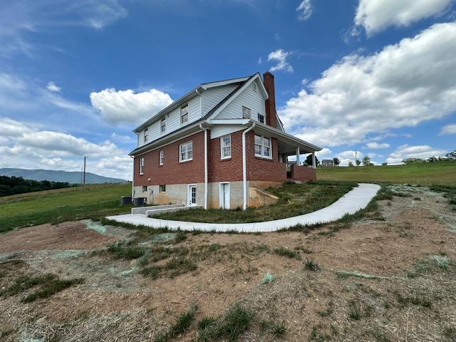 Building Photo - 225 Dans Rd