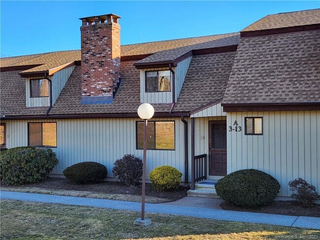 Building Photo - 11 Sherman Ln