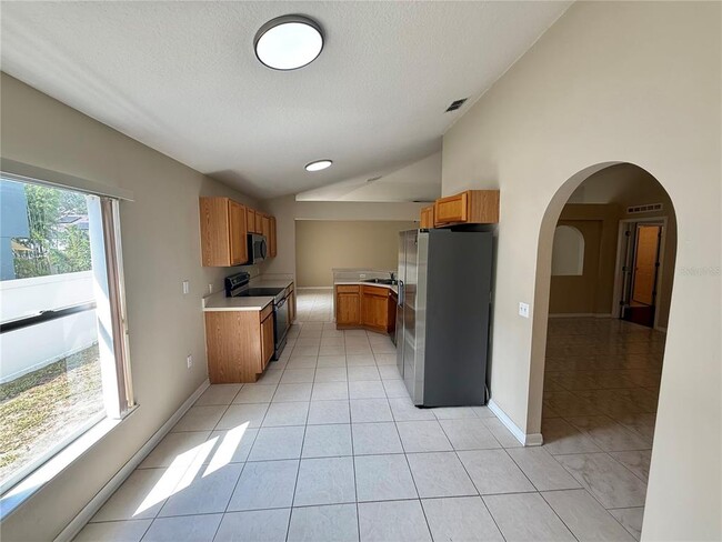 Building Photo - 1346 Rolling River Rd