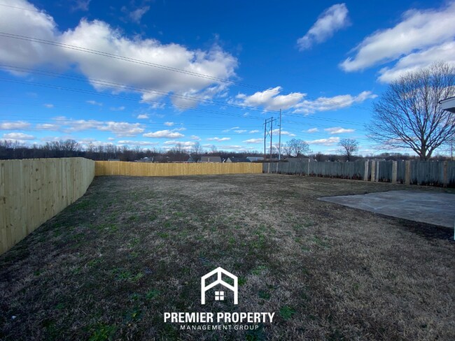 Building Photo - 7449 Dunbarton Dr