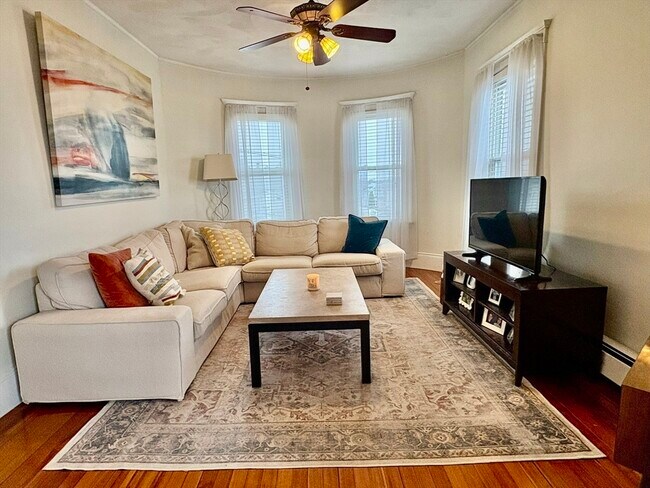 Building Photo - 69 Beaumont St