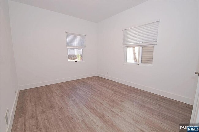 Building Photo - 34 Hilliard Ave