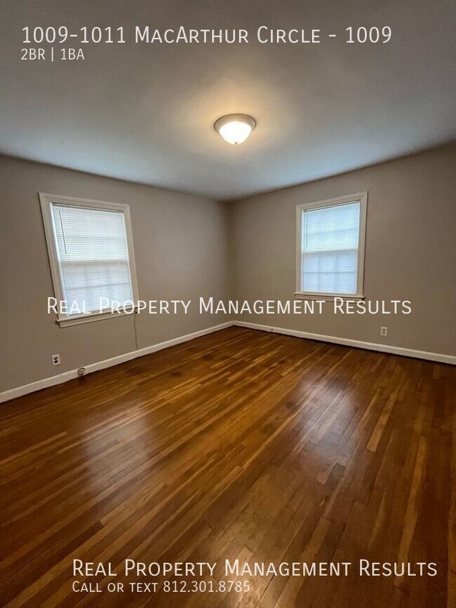 Building Photo - 1009-1011 MacArthur Circle-1009