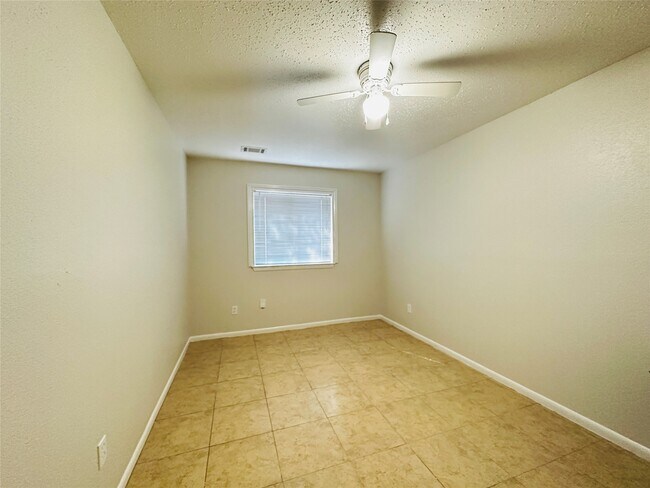 Building Photo - 12315 Dapple Ln