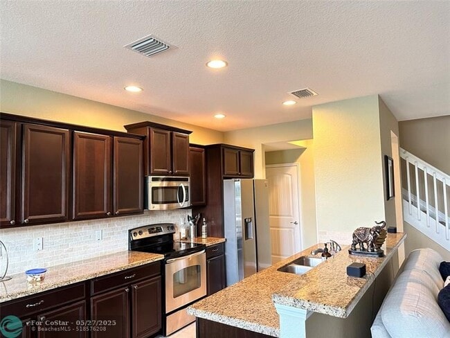 Building Photo - 5115 Gramercy Square Dr