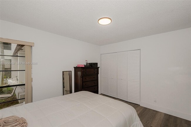 Building Photo - 1501 NW 90th Way