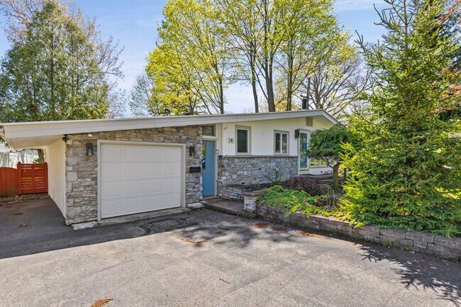 Building Photo - 130 Brooklawn Dr