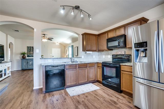 Building Photo - 1606 Meadow Creek Dr