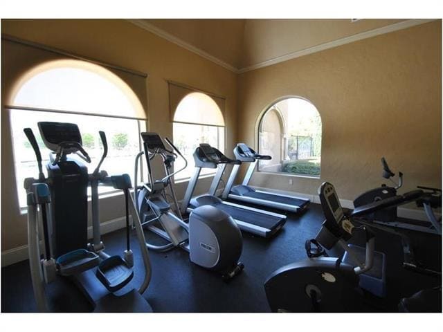 Building Photo - 5890 Grosseto Dr