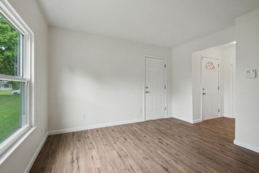 Building Photo - 7711 Brams Hill Dr