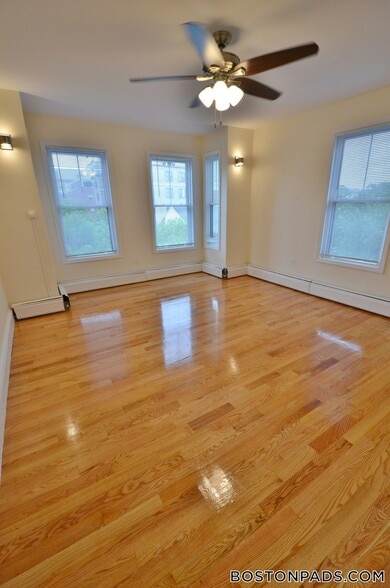 Building Photo - 35 Brookline St