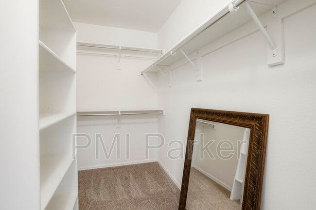 Building Photo - 8374 Bed Straw St