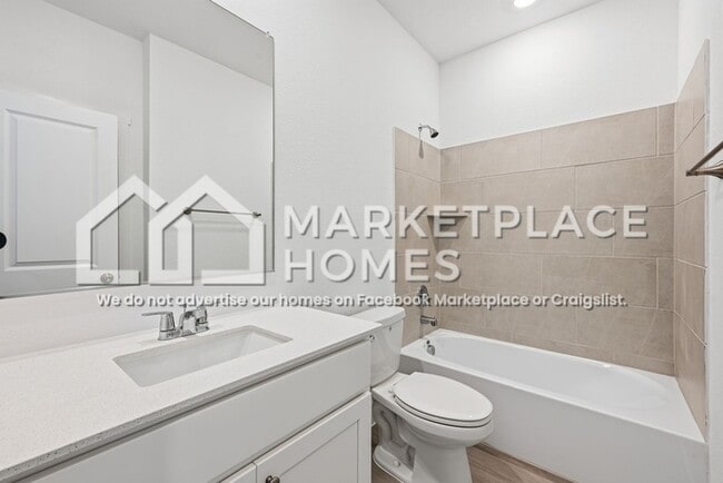 Building Photo - 3526 Fox Vly Ln