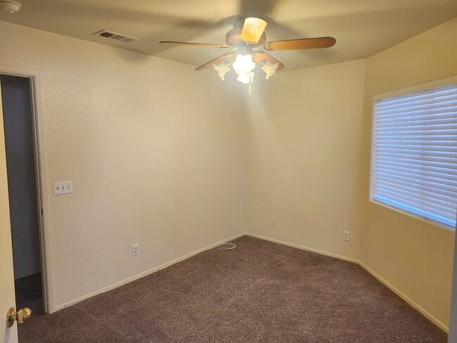 Building Photo - Charming Single-Story 3-Bedroom Home with Spacious Backyard