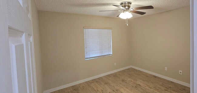 Building Photo - 542 Belltower Ave