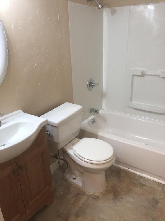 Building Photo - 710 Paintbrush Dr