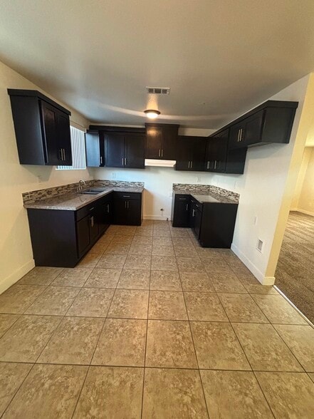 Building Photo - 134 W 84th St