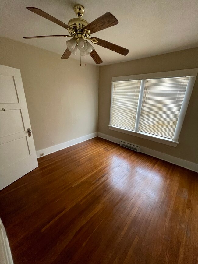 Building Photo - 202 S Highland Ave