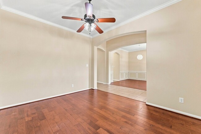 Building Photo - 27730 Geneva Hills Ln