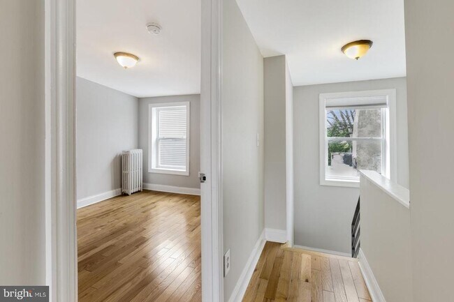 Building Photo - 1302 N 19th St
