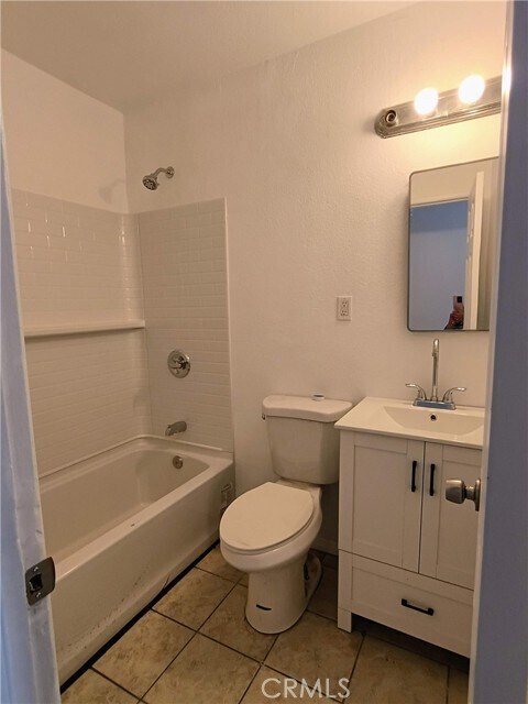 Building Photo - 12873 Cactus Dr