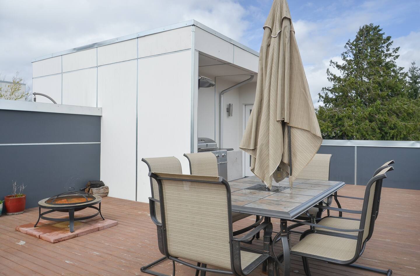 Rooftop Deck (3) Chairs and Table Included - 2118 E James St