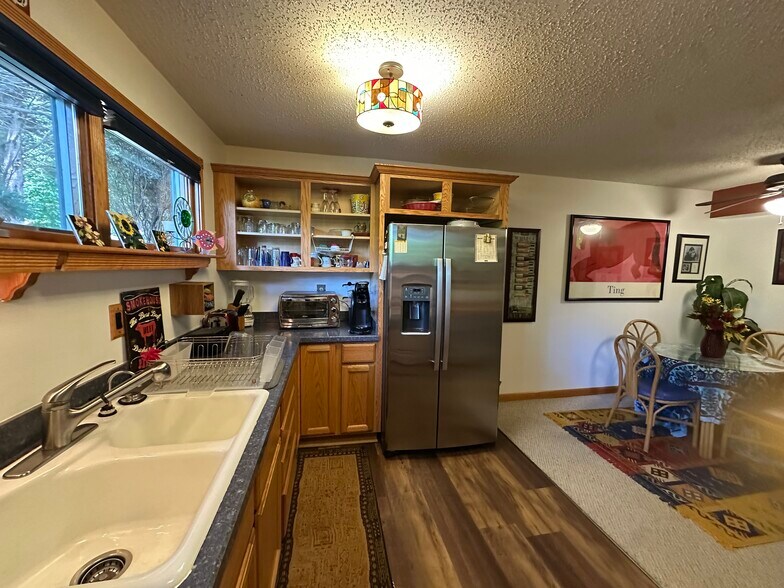 Building Photo - 48 Holly Hill Dr