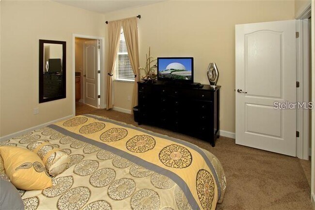 Building Photo - 8951 Cuban Palm Rd