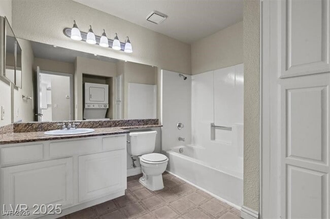 Building Photo - 4050 Pacific Harbors Dr