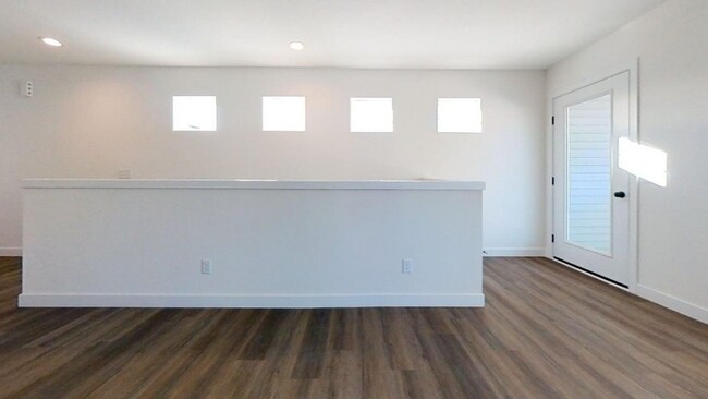 Building Photo - 0 Kyle Ln