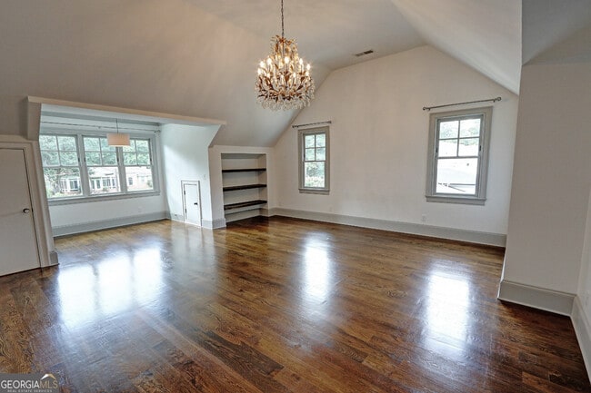 Building Photo - 1178 Chambord Way NE