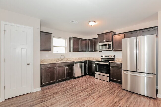 Building Photo - 6364 Avery St SW