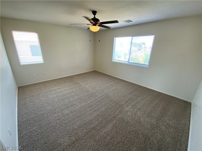 Building Photo - 2392 Predera Ave